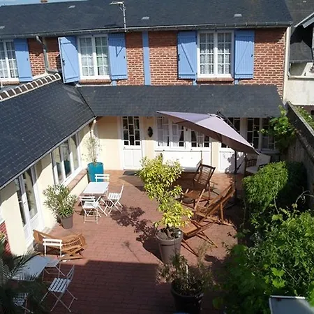 Les Althéas * Villers-sur-Mer
